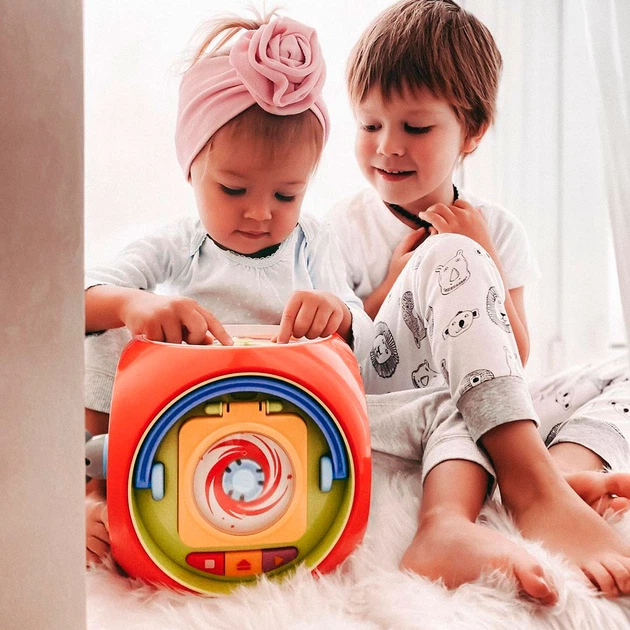 Игровой центр Мульти куб (свет, звук, озвучен по-русски) Kiddieland (049775) - Фото 7 Игровой центр Мульти куб (свет, звук, озвучен по-русски) Kiddieland (049775) - изображение 7