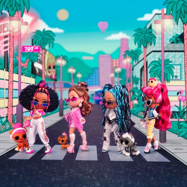 Игровой набор с куклой L.O.L. Surprise! серии "Tweens" – Баскетболистка (576693) - Фото 2 Игровой набор с куклой L.O.L. Surprise! серии "Tweens" – Баскетболистка (576693) - изображение 2