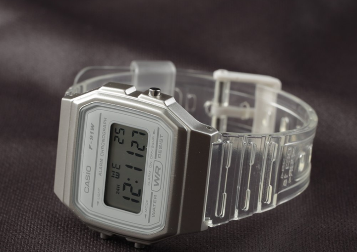 Женские наручные часы с подсветкой Casio F-91WS-7EF Белые с прозрачным - изображение 2