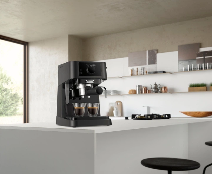 Кавоварка рожкова Delonghi EC230.BK Stilosa - Фото 5 Кавоварка рожкова Delonghi EC230.BK Stilosa - зображення 5