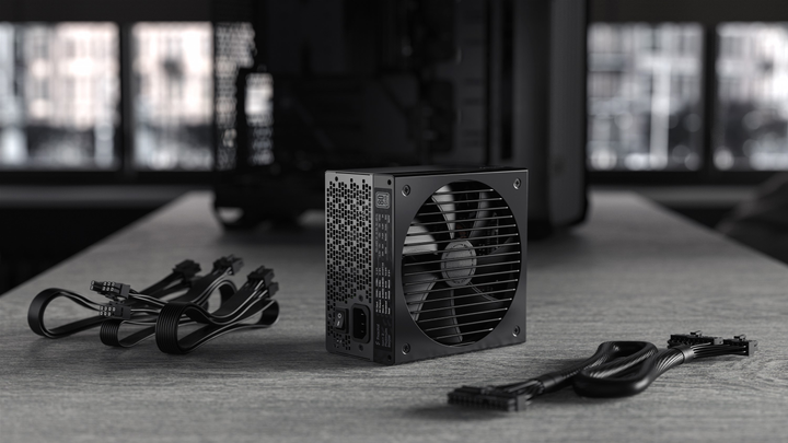 Блок питания Fractal Design Ion + 2 Platinum 660W (FD-P-IA2P-660-EU) - изображение 16