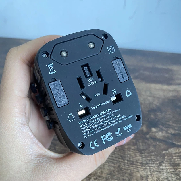 Универсальный адаптер для путешествий Ouliyo Travel Adapter ORIGINAL +3 USB, Type C Переходник для всех типов розеток - изображение 2