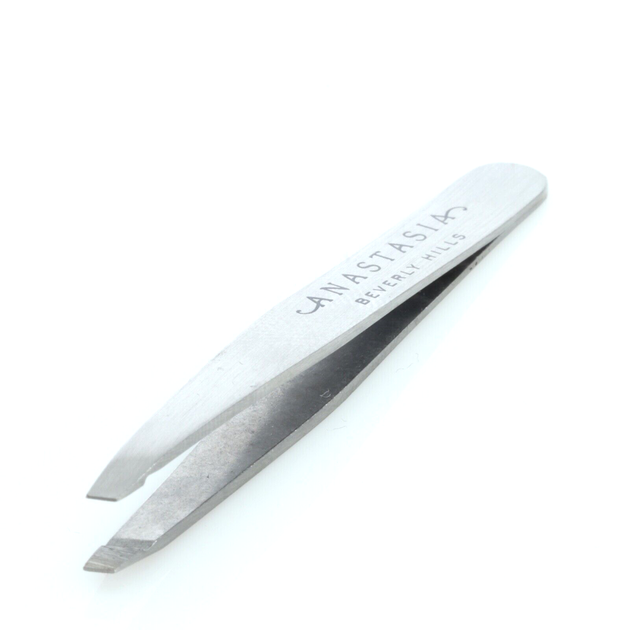 Пинцет для бровей Anastasia Beverly Hills Precision Tweezers mini (7 см) - Фото 1 Пинцет для бровей Anastasia Beverly Hills Precision Tweezers mini (7 см) - изображение 1