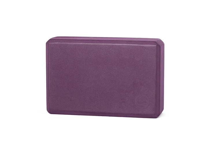 Блок для йоги Flow Brick Bodhi 22.8x15x7.6 cм фиолетовый - Фото 2 Блок для йоги Flow Brick Bodhi 22.8x15x7.6 cм фиолетовый - изображение 2