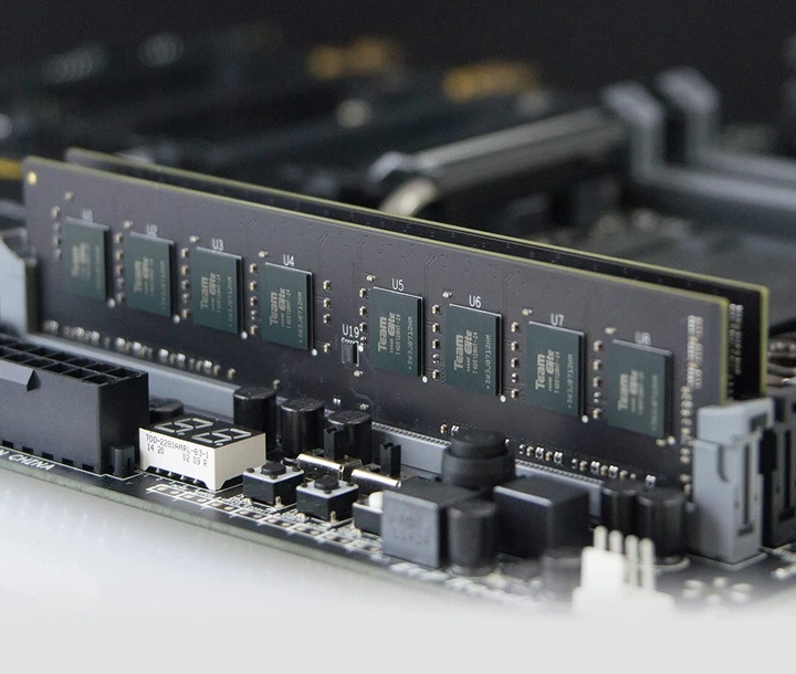 TEAMGROUP 16GB DDR4 2400MHz メモリー Оперативная память Team 16Gb DDR4-2400 PC4-19200 (TED416G2400C1601