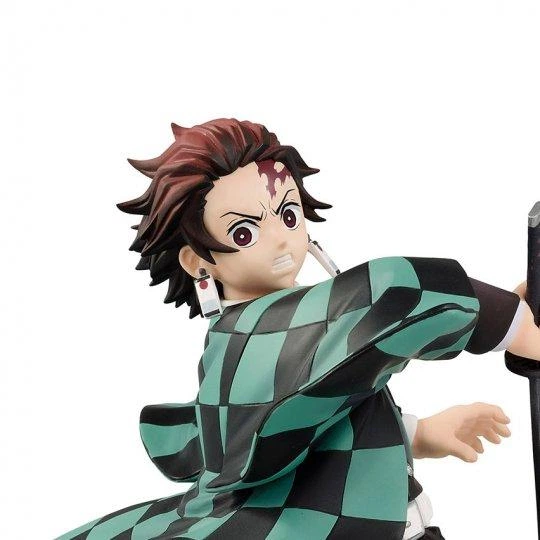 Фигурка Bandai Танджиро Комада Клинок рассекающий демонов Tanjiro Demon Slayer 18,0 см DS TK 143 - Фото 2 Фигурка Bandai Танджиро Комада Клинок рассекающий демонов Tanjiro Demon Slayer 18,0 см DS TK 143 - изображение 2