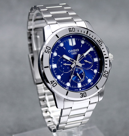 Наручний годинник з мінеральним склом Casio MTP-VD300D-2E Срібло\Синій екран - зображення 6