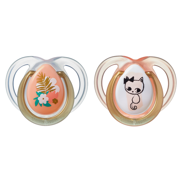Ортодонтическая пустышка Tommee Tippee Мода для девочек 0-6 мес 2 шт (5010415333865) - Фото 1 Ортодонтическая пустышка Tommee Tippee Мода для девочек 0-6 мес 2 шт (5010415333865) - изображение 1