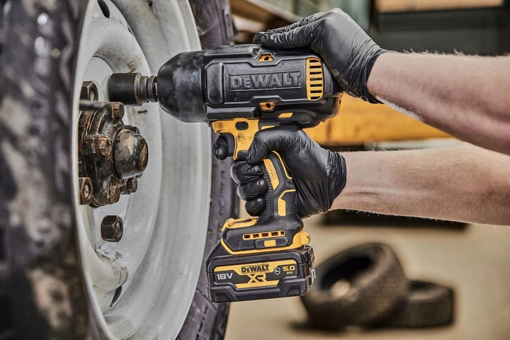 Гайковерт ударный DeWalt DCF900P2G бесщеточный (DCF900P2G) - изображение 12