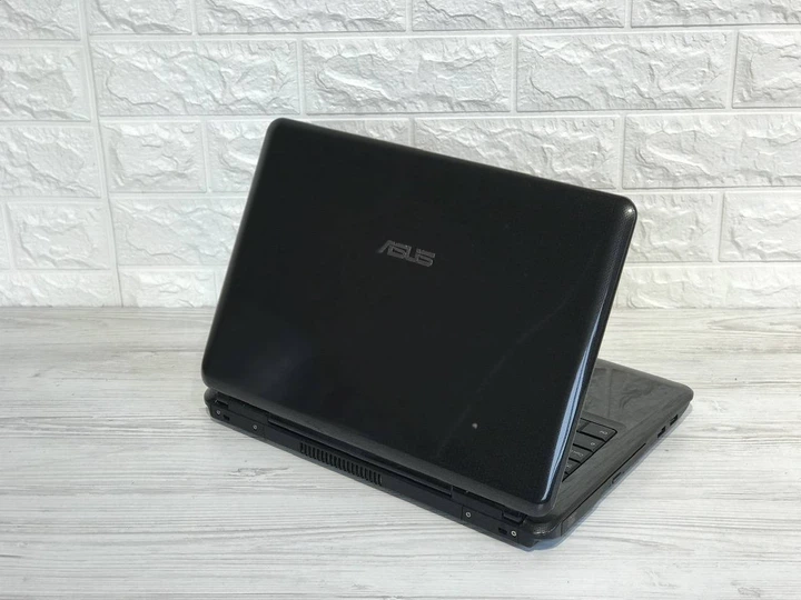 БВ Ноутбук Asus K40 14 Intel T4200 4 RAM 250 HDD NVIDIA G 102M 512 МБ - изображение 2