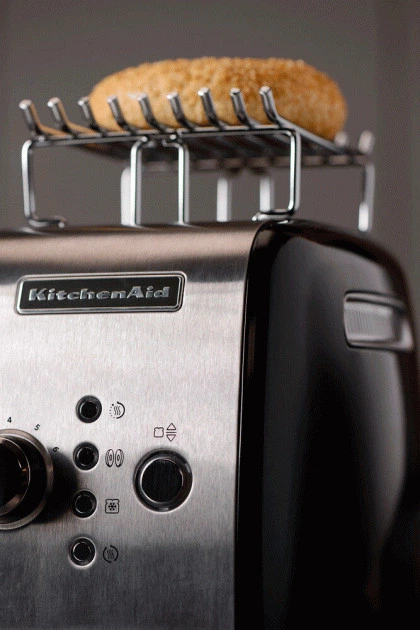 Тостер KitchenAid Artisan 5KMT221EOB 1100 Вт чорний - изображение 5