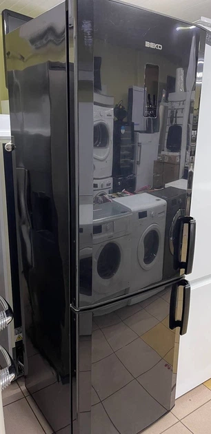 Холодильник BEKO K60360NE Black Б/У - изображение 2