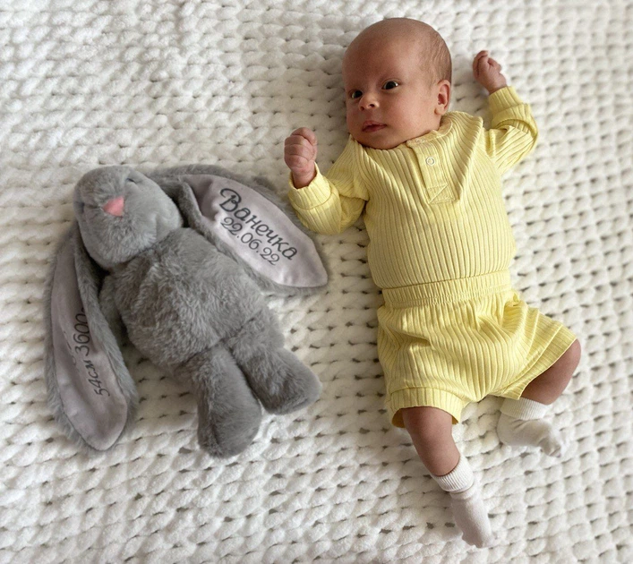 Іменне м'яке зайченя little BU темно-сіре 28 см HeyBaby – игрушки