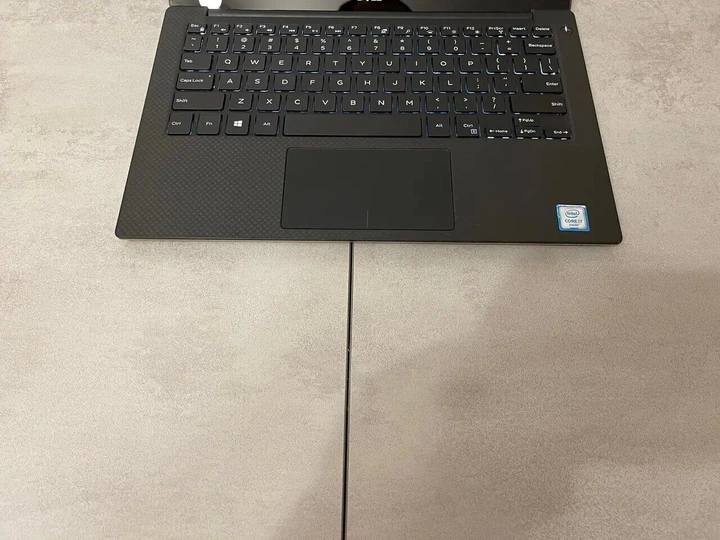 Ультрабук Dell XPS 13 9350 / 13.3