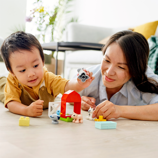 Zestaw klocków LEGO DUPLO Town Zwierzęta gospodarskie 11 elementów (10949) - obraz 3