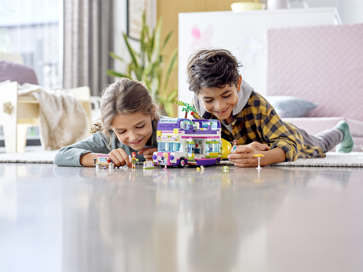 Zestaw klocków LEGO Friends Autobus przyjaźni 778 elementów (41395) - obraz 4
