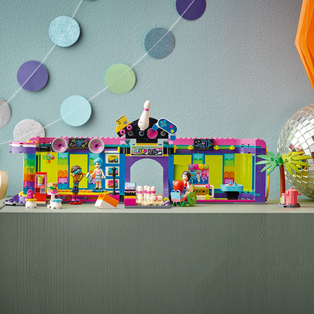Zestaw klocków LEGO Friends Automat w dyskotece 642 elementy (41708) - obraz 5