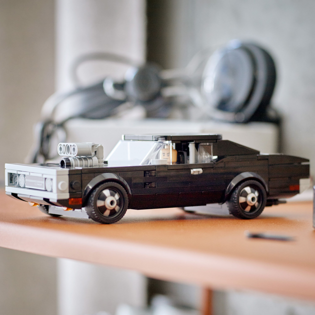 Zestaw klocków LEGO Speed Champions Fast & Furious 1970 Dodge Charger R/T 345 elementów (76912) - obraz 5