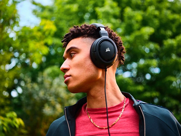 Słuchawki Corsair HS35 Carbon (CA-9011195-EU) - obraz 9