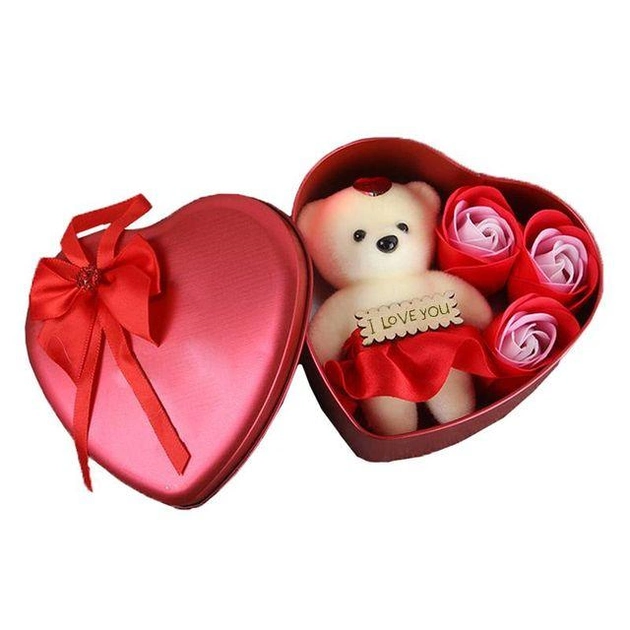 Подарочный набор с мишкой и три розы с мылом в коробке в форме сердца красный. - изображение 2