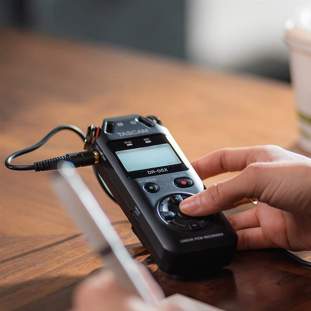 Цифровий рекордер Tascam DR-05X - зображення 8