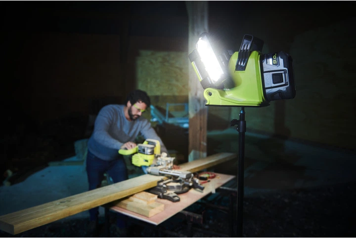 Lampa panelowa RYOBI RLP18-0 ONE+ bez akumulatora i ładowarki (5133005398) - obraz 3