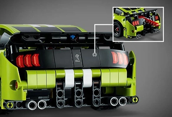 Конструктор LEGO Technic Ford Mustang Shelby 544 деталей (42138) - изображение 4