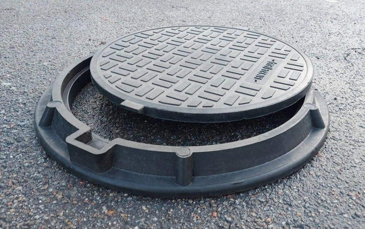 Люк канализационный полимерпесчаный ЕВРО (А15) 4,5т. черный Воюс ...