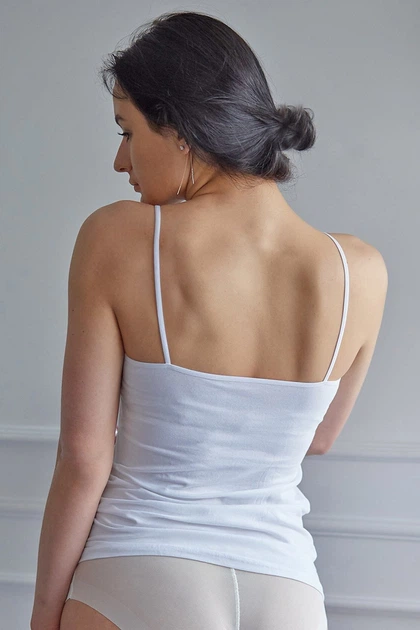 Майка бавовняна на тонких бретелях Janira 45044 white 46(L) Білий - Фото 3 Майка бавовняна на тонких бретелях Janira 45044 white 46(L) Білий - зображення 3