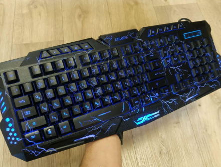 Игровая клавиатура с трехцветной подсветкой Gamer wireo М200L Razer - зображення 2