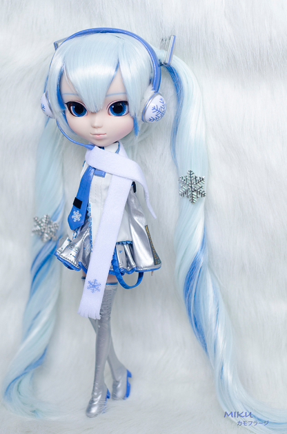 Кукла Пуллип Мику снежная Pullip Vocaloid Hatsune Snow Miku P-037 - изображение 3