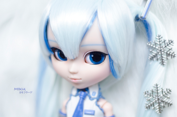 Кукла Пуллип Мику снежная Pullip Vocaloid Hatsune Snow Miku P-037 - изображение 6
