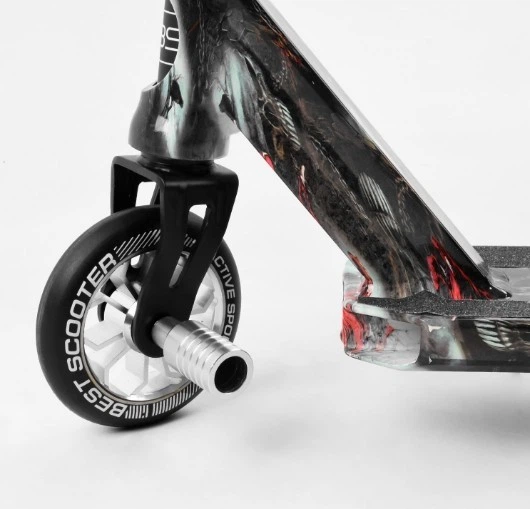 Самокат трюковый Best Scooter BS-77101 HIC-система, ПЕГИ, алюминиевый диск и дека с ПРИНТОМ, колёса PU - Фото 7 Самокат трюковый Best Scooter BS-77101 HIC-система, ПЕГИ, алюминиевый диск и дека с ПРИНТОМ, колёса PU - изображение 7