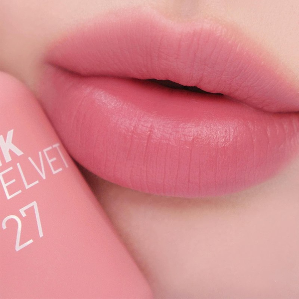 Тинт PERIPERA INK VELVET 027 STRAWBERRY NUDE для губ ніжно-рожевий з матовим фінішем, 4 г - Фото 2 Тинт PERIPERA INK VELVET 027 STRAWBERRY NUDE для губ ніжно-рожевий з матовим фінішем, 4 г - зображення 2