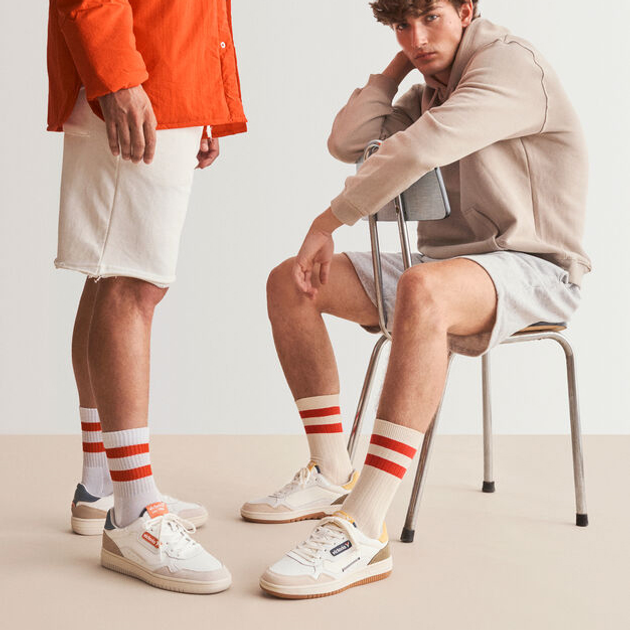 Sneakersy męskie skórzane do kostki Victoria 8800106-52 45 29.8 cm Białe (8433101214984) - obraz 5