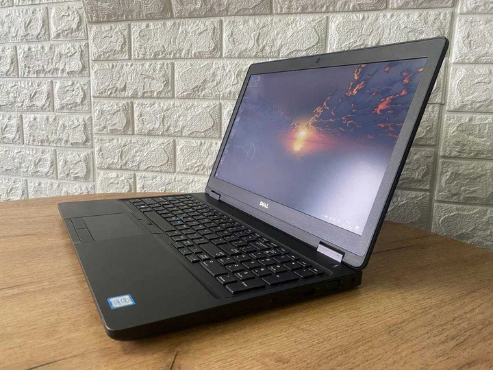 Ноутбук Dell Precision 3520 15.6