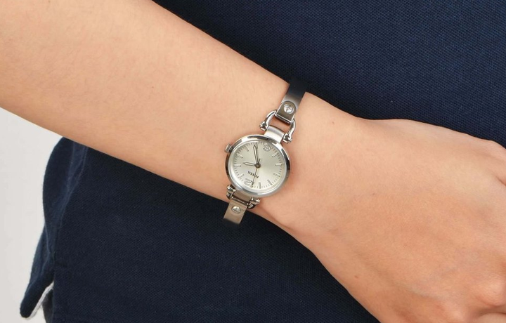 Женские наручные часы Fossil ES3269 Серебро – купить онлайн на ROZETKA