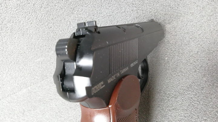 Пневматический пистолет Макарова KWC KM-44DHN - изображение 5