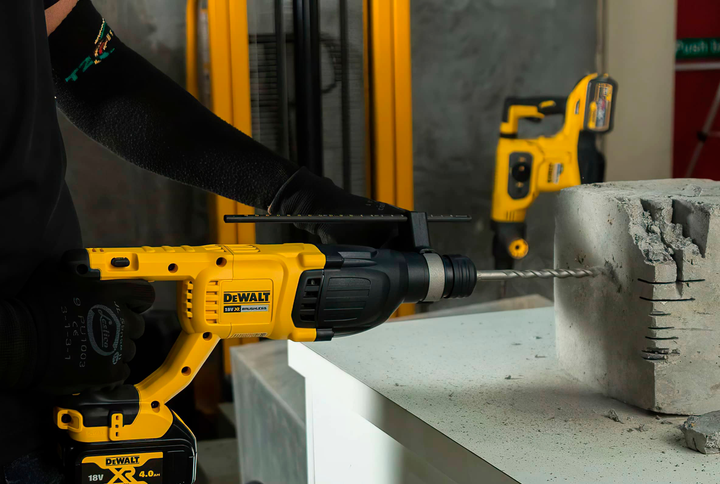 Акумуляторний перфоратор DeWalt DCH133N - зображення 6