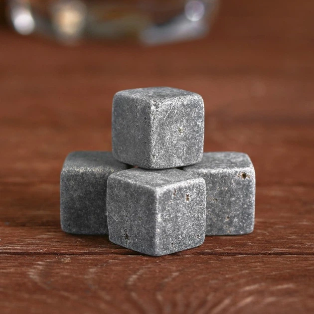 Камені для віскі Whiskey Stones, 4 шт. у дерев'яній коробці +щипці +мішок для зберігання (1509204203) - Фото 3 Камені для віскі Whiskey Stones, 4 шт. у дерев'яній коробці +щипці +мішок для зберігання (1509204203) - зображення 3