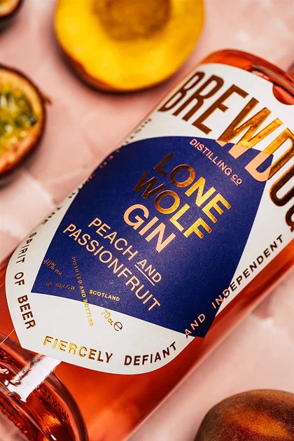 Джин LoneWolf Peach and Passionfruit Gin 0.7 л 40% (5056025455023) - Фото 3 Джин LoneWolf Peach and Passionfruit Gin 0.7 л 40% (5056025455023) - изображение 3