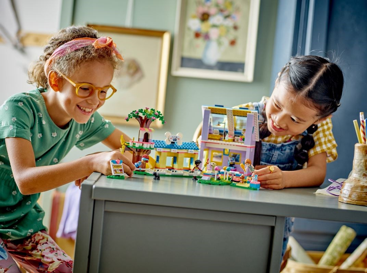 Zestaw klocków LEGO Friends Centrum ratunkowe dla psów 617 elementów (41727) - obraz 6