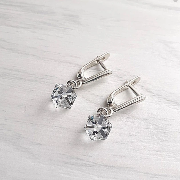 Набір прикрас Hand Made з прозорими кристалами Swarovski (ціна без ланцюжка) - Фото 4 Набір прикрас Hand Made з прозорими кристалами Swarovski (ціна без ланцюжка) - зображення 4