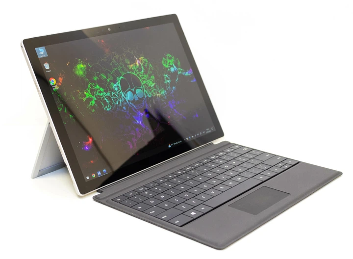 Ноутбук MICROSOFT SURFACE i5-7300U/8GB/256SSD/intelHD/Б.в – фото