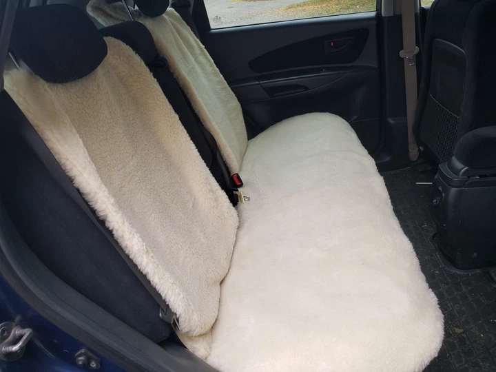 Автонакидки на сиденье задние меховые из овчины 150х50 см (OPT-11001) - изображение 3