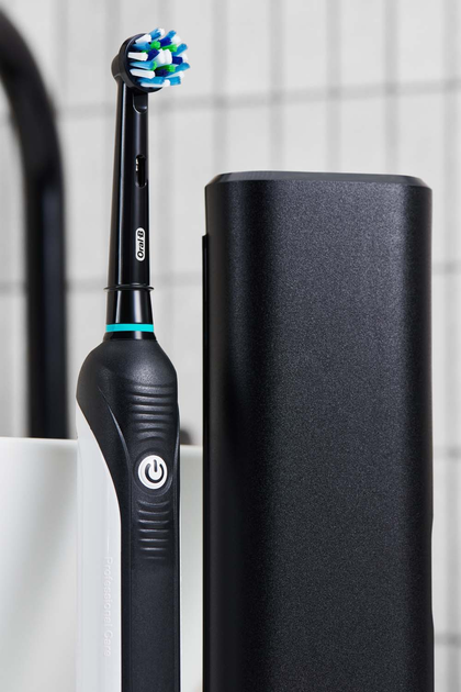 Szczoteczka elektryczna ORAL-B Braun Pro 750 Black (4210201219224_4210201218463) - obraz 2