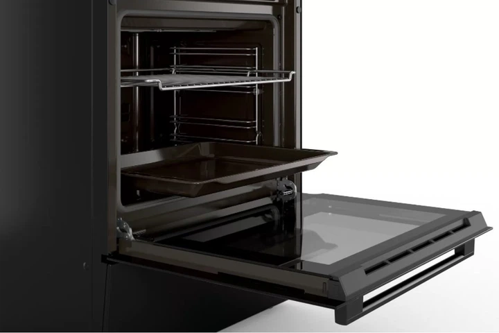 Kuchenka gazowa z piekarnikiem elektrycznym Bosch HXN390D61L - Zdjęcie 4 Kuchenka gazowa z piekarnikiem elektrycznym Bosch HXN390D61L - obraz 4