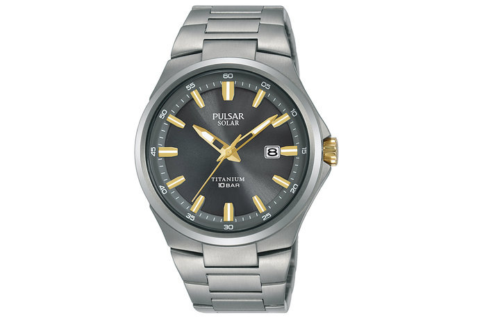 Pulsar solar shop titanium watch