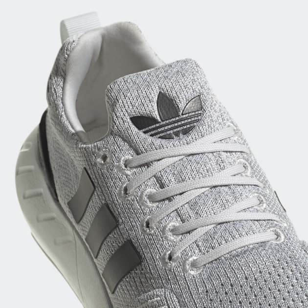 Жіночі кросівки для бігу adidas Originals Swift Run 22 GV7969 38 (5UK) 23.5 см Сірі (4065418382847) - зображення 7