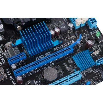Материнская плата ASUS M5A78L-M LX3 - Фото 3 Материнская плата ASUS M5A78L-M LX3 - изображение 3